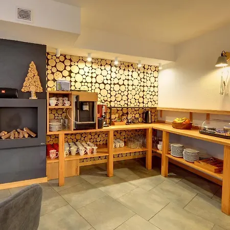 Dom Gorski 住宿加早餐酒店 卡尔帕奇